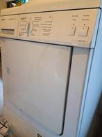 Droogkast, Elektronische apparatuur, Ophalen