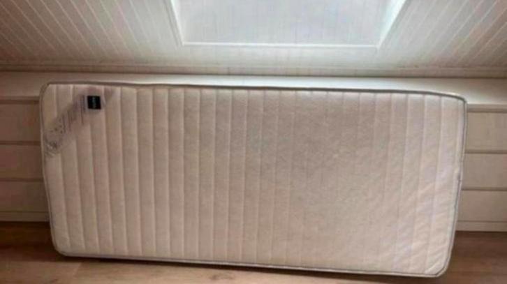 Prachtig ergonomisch latexmatras Bultex 90cmx200cm nieuw, Huis en Inrichting, Slaapkamer | Matrassen en Bedbodems, Zo goed als nieuw