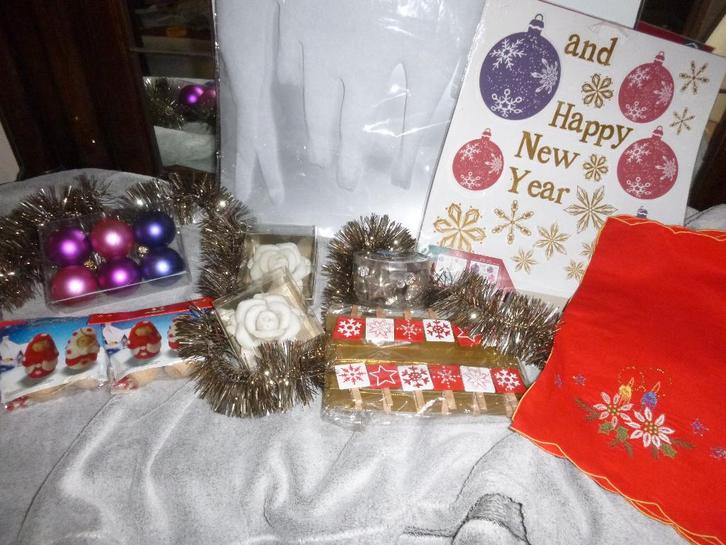 diverse kerstdecoratie: kerstman, kaarsen, ...., Divers, Noël, Comme neuf, Enlèvement ou Envoi