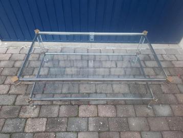 Glazen salontafel beschikbaar voor biedingen