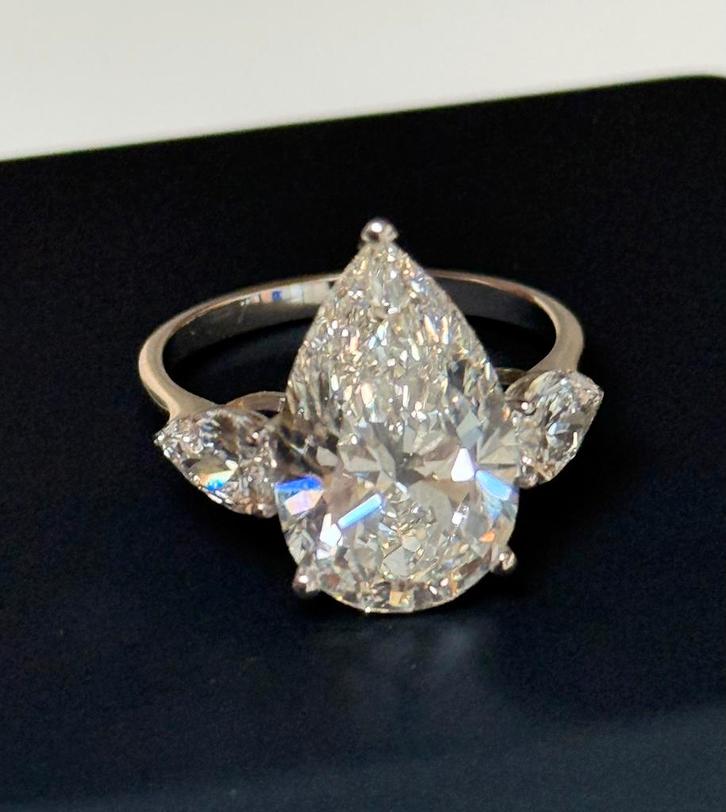 Nieuwe gouden ring met VS2 diamant van maar liefst 6,07ct!!, Handtassen en Accessoires, Ringen, Nieuw, Dame, 17 tot 18, Goud, Goud