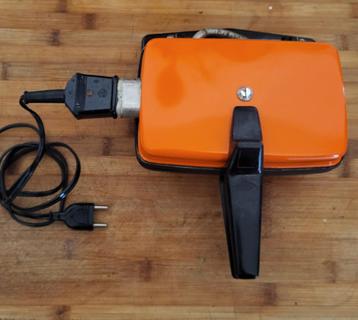 Vintage croque monsieur machine TEFAL beschikbaar voor biedingen