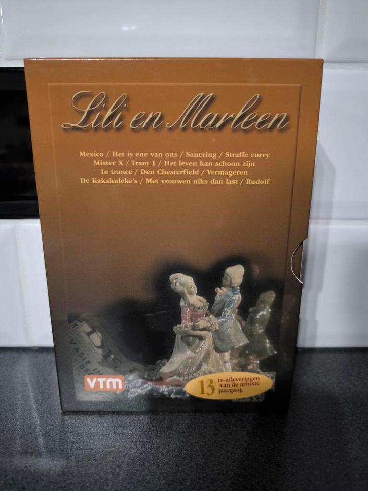 Nieuwe dvd  box van Lili en Marleen seizoen 8, CD & DVD, DVD | TV & Séries télévisées, Enlèvement ou Envoi
