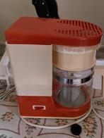 Retro rood koffie apparaat en keukenweegschaal, Ophalen, Huis en Inrichting