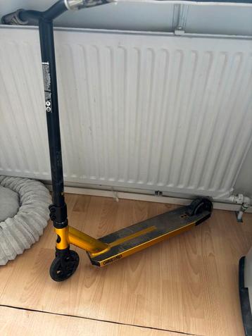 Stuntstep  beschikbaar voor biedingen