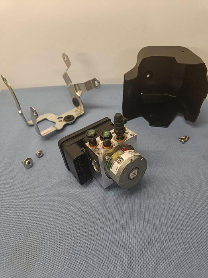 MV Agusta ABS voor F3, brutale, dragster, Turismo Veloce, Motoren, Onderdelen | Overige, Ophalen of Verzenden