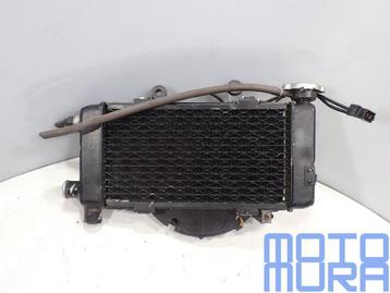 rechter radiateur voor de Honda VTR 1000 2001 - 2006 VTR1000 beschikbaar voor biedingen