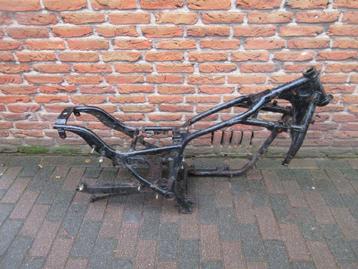 Kawasaki VN750 frame Nederland kenteken N 750 Vulcan kader beschikbaar voor biedingen