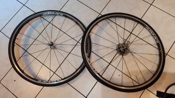 Set carbon wielen dura ace beschikbaar voor biedingen