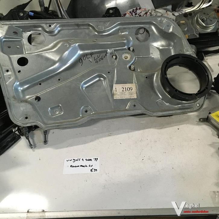 Vw Golf 4 1999 5drs Raammechanisme Linksvoor Elektr zonder m, Auto-onderdelen, Ruiten en Toebehoren, Gebruikt, Ophalen of Verzenden