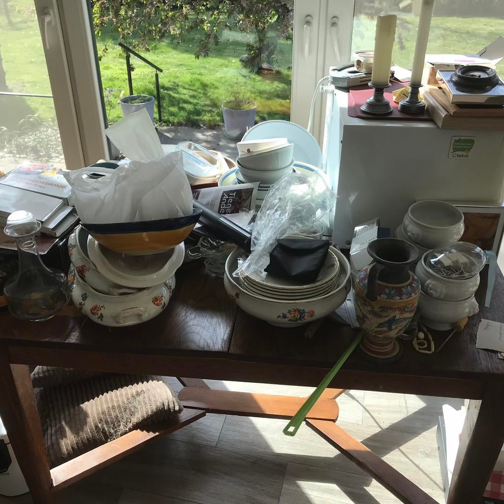 Lot oude meubels, Antiek en Kunst, Antiek | Meubels | Tafels, Ophalen