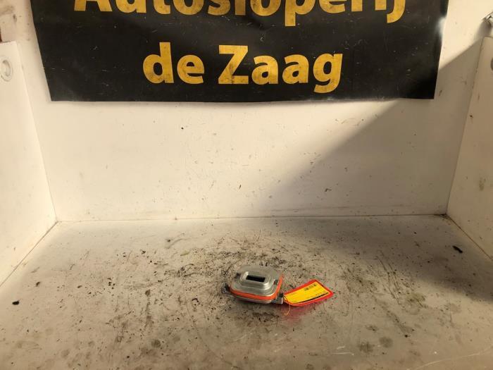 Ordinateur éclairage d'un Opel Crossland X, Autos : Pièces & Accessoires, Éclairage, Opel, Utilisé, 3 mois de garantie, Enlèvement ou Envoi