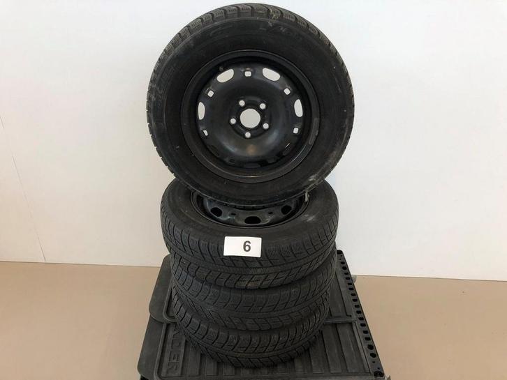 Winterbanden set stalen velgen met banden 175/70 R14, Auto-onderdelen, Banden en Velgen, Banden en Velgen, Winterbanden, 14 inch