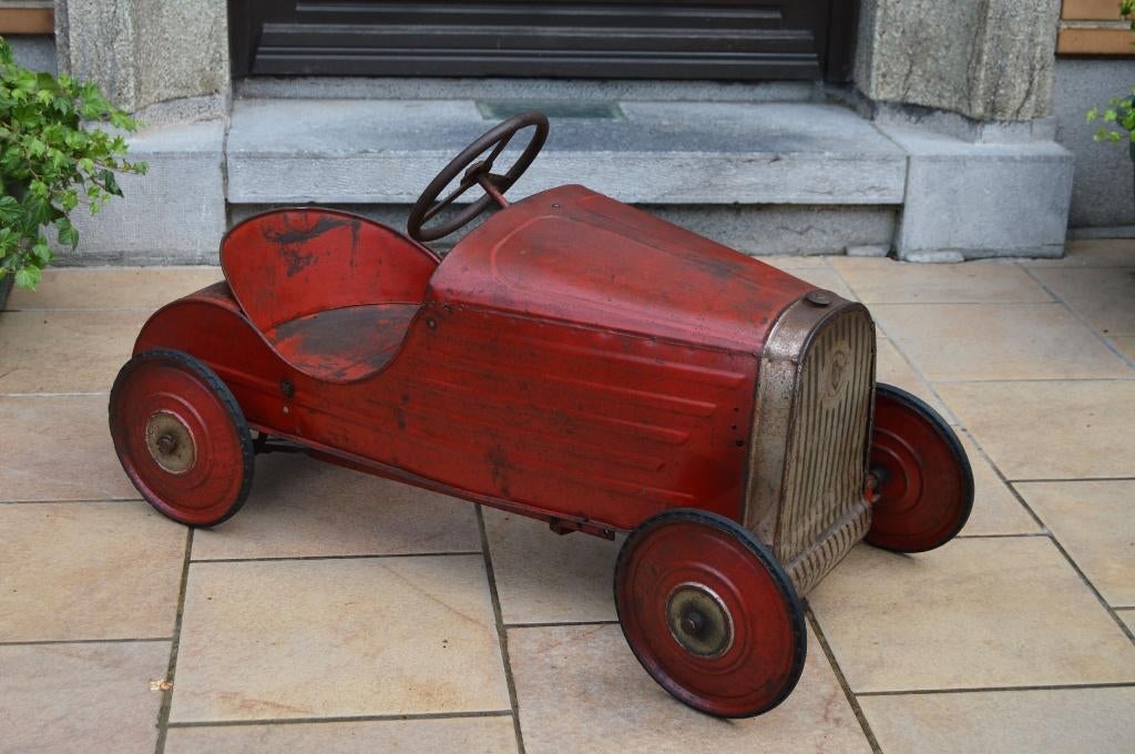 zeldzame trapauto devisix devillaine 1933 antiek speelgoed, Antiek en Kunst, Ophalen