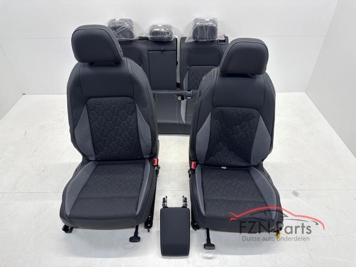 VW Golf 8 5H Facelift Interieur Leer Stof, Auto-onderdelen, Interieur en Bekleding, Nieuw, Ophalen of Verzenden