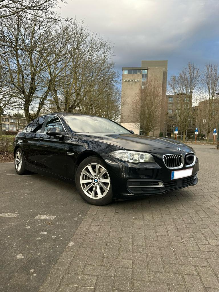BMW 520d // TOIT OUVRANT // ACC // GPS PRO, Auto's, BMW, Particulier, 5 Reeks, ABS, Adaptive Cruise Control, Airbags, Airconditioning
