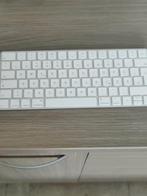 Apple toetsenbord model A1644 draadloos of USB en bluetooth, Computers en Software, Ophalen of Verzenden, Zo goed als nieuw, Draadloos