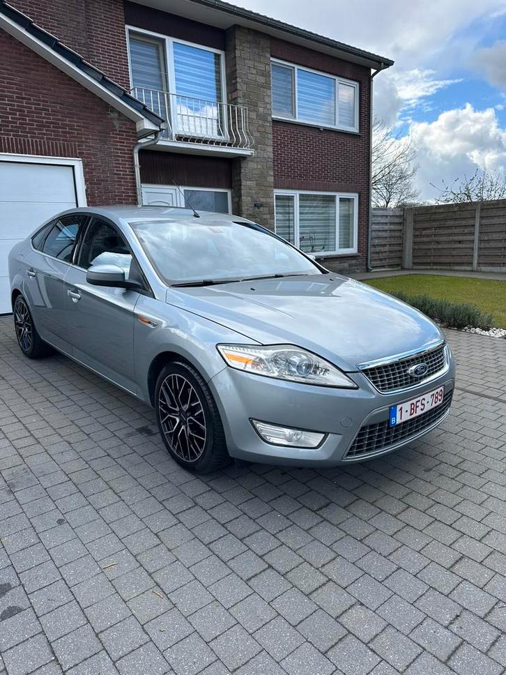 Ford mondeo 1.8 tdci titanium xenon carplay goed staat, Auto's, Ford, Particulier, Mondeo, Diesel, Euro 4, Berline, 5 deurs, Handgeschakeld