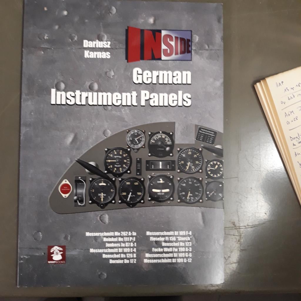 Livre « German Instrument Panels » WWII, Enlèvement ou Envoi, Comme neuf, Avion