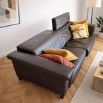 2 sièges en cuir marron dont 1 extensible électriquement., Maison & Meubles, 100 à 125 cm, Banc droit, Enlèvement, Utilisé