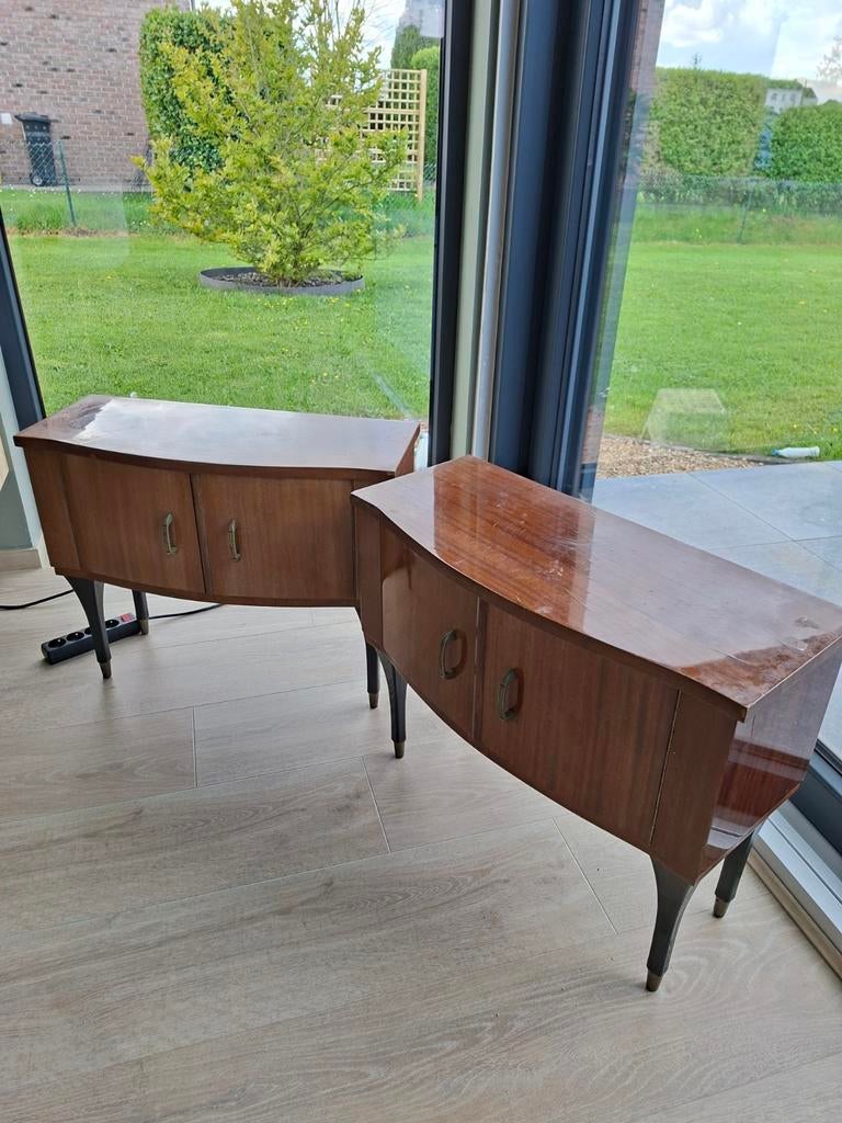 Deux tables de nuit VINTAGE,  ou deux petites enfilades., Enlèvement