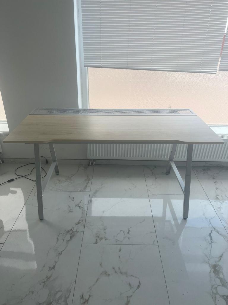 IKEA bureau kleur essenpatroon/grijs NIEUW!! DIRECT OPHALEN, Enlèvement, Neuf