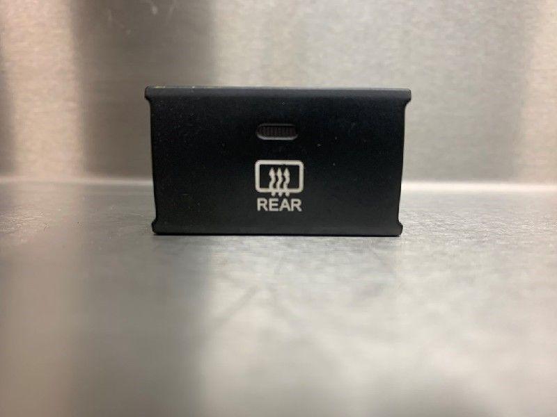 INTERRUPTEUR DEGIVRAGE LUNETTE ARRIÈRE Santa Fe II (CM), Utilisé, Hyundai