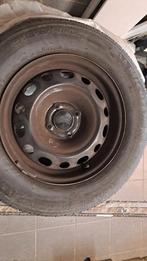 4 Pneus été 205/65 R 15 MICHELIN sur jante en tôles, Enlèvement, Utilisé