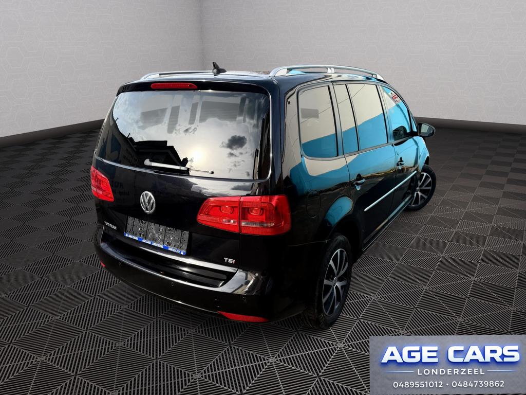 Volkswagen Touran 7-zits 1.4 TSI benzine, Automaat, Euro 5, Zwart, 4 cilinders