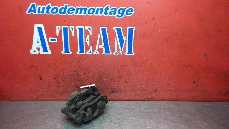 REMKLAUW RECHTS VOOR Peugeot 206 (2A / C/H/J/S), Gebruikt, Peugeot