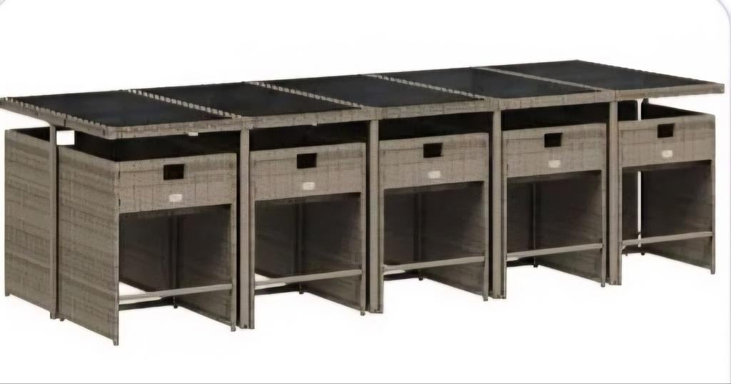 10 chaises et grande table avec coussins encore neufs, Enlèvement