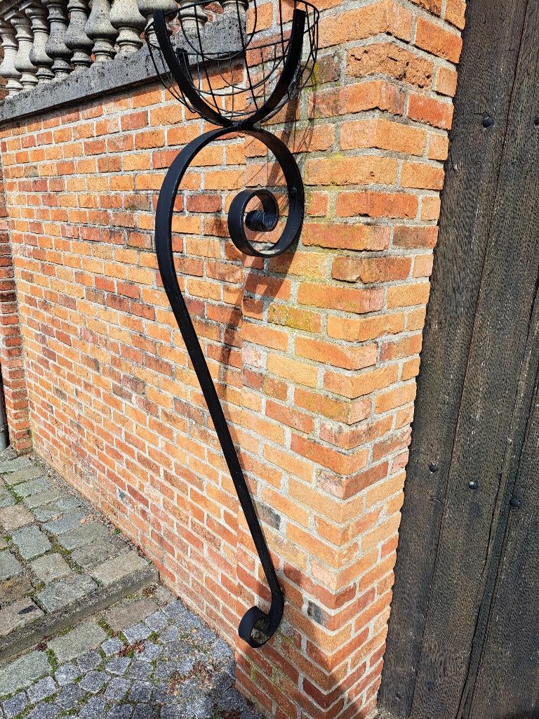 Bloemhouders smeedijzer, Antiquités & Art, Antiquités | Céramique & Poterie, Enlèvement
