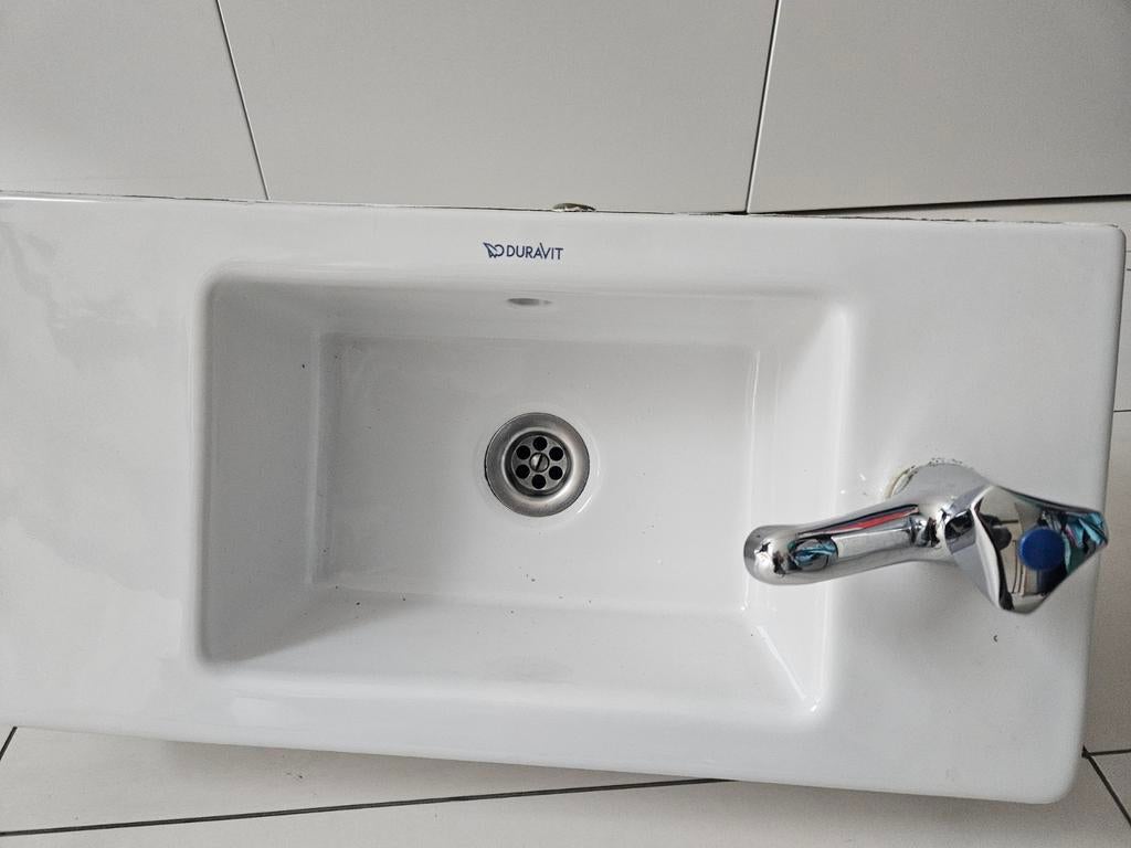 Kleine lavabo Duravit, Enlèvement