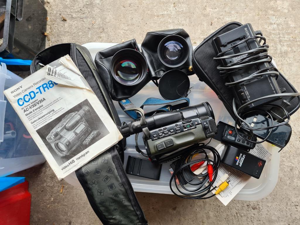 Sony Hi8 camera CCD-808E, TV, Hi-fi & Vidéo, Caméscopes analogiques, Caméra, Enlèvement