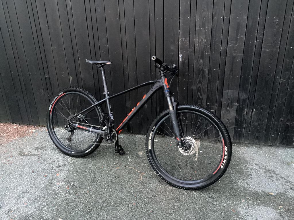 Scott mountenbike, Fietsen en Brommers, Elektrische fietsen, Ophalen of Verzenden, Zo goed als nieuw