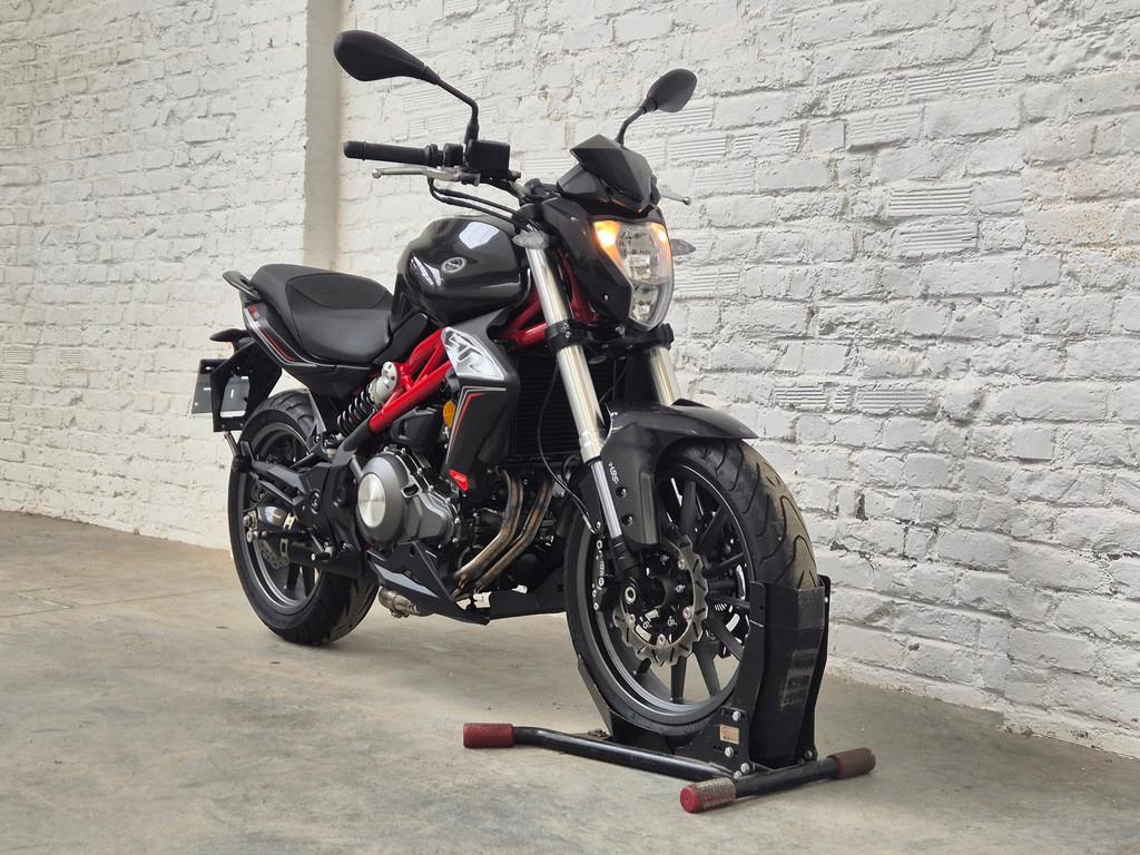 Permis de conduire Benelli BN302 BN 302 ABS A2 @motomobilia, Motos, Motoren | Benelli, ABS, 302 cm³, Entreprise, 2 cylindres