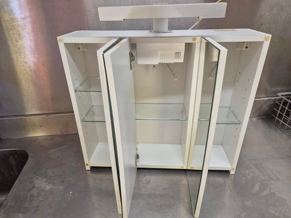 Meuble miroir salle de bain