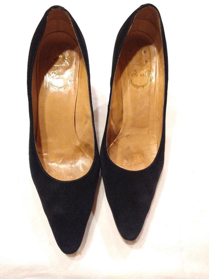 Damesschoenen. Drie paar, maat 38. Jaren 70 - 80, Antiek en Kunst, Antiek | Kleding en Textiel, Verzenden