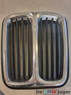 Grille midden zwart met chroom BMW 5-serie E12 51131848104, Auto-onderdelen, Carrosserie, Gebruikt, Ophalen of Verzenden, BMW