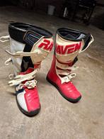 Crossbotten, Enlèvement