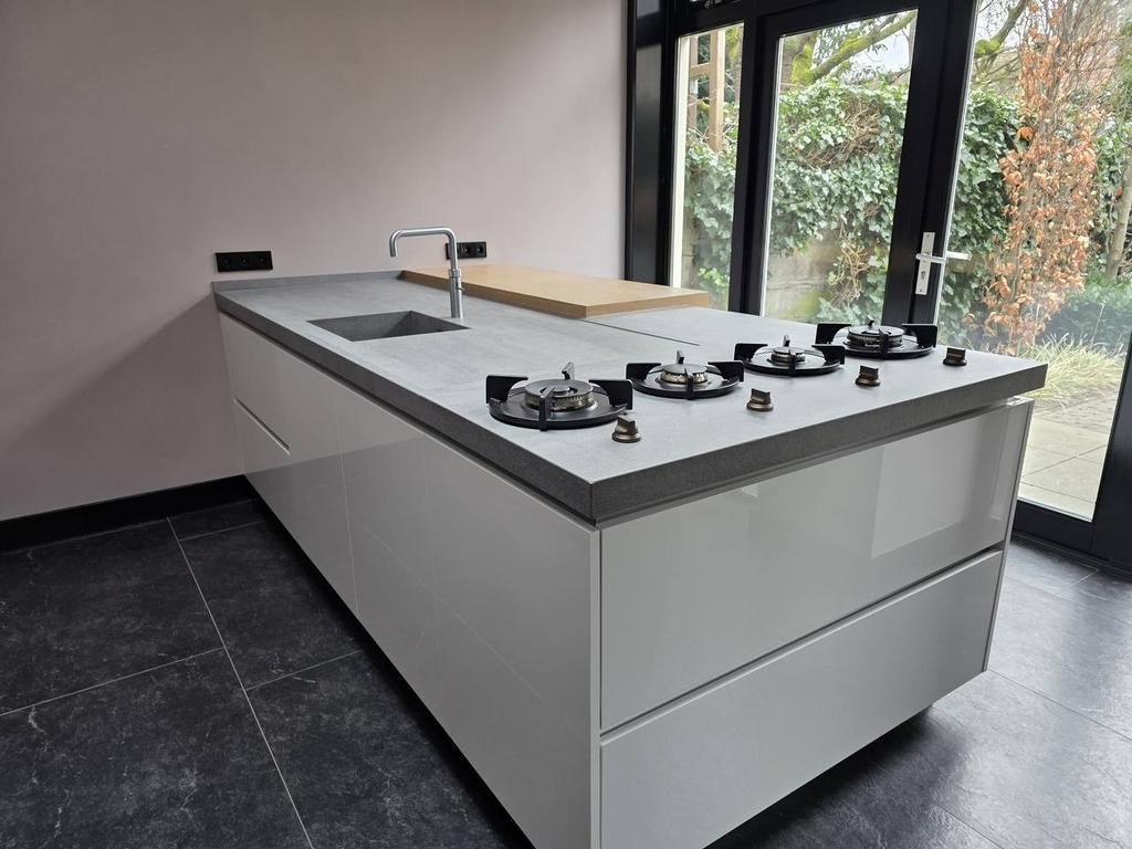 #7 Cuisine équipée de luxe moderne + colonnes, Enlèvement, Comme neuf, Composite, Sans poignée