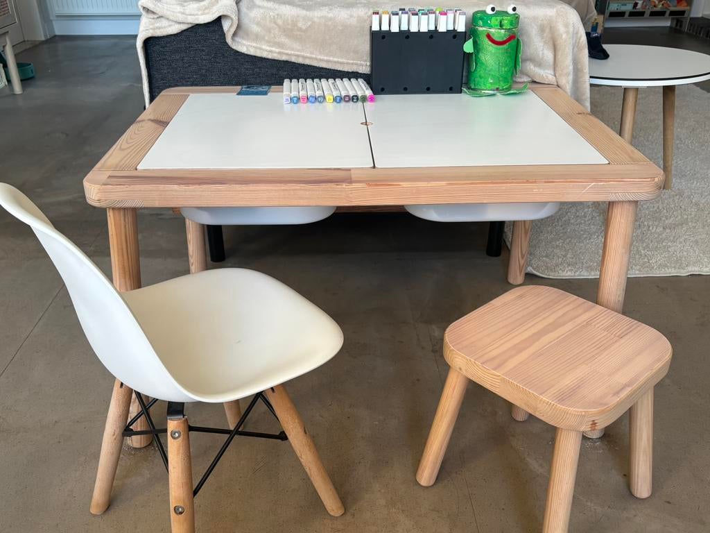 Bureau pour enfants Flisat Ikea, Enlèvement, Comme neuf