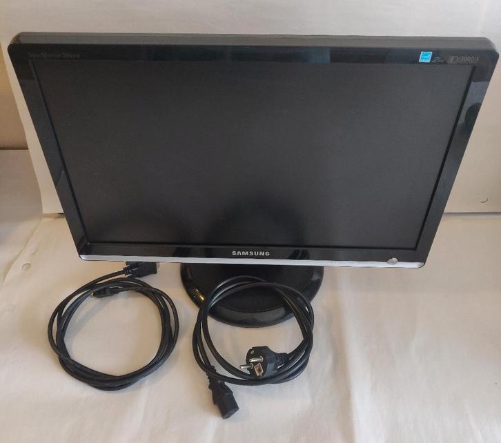 écran d'ordinateur Samsung, Informatique & Logiciels, Moniteurs, Utilisé, DVI, VGA, Incurvé, Rotatif, Inclinable, Enlèvement