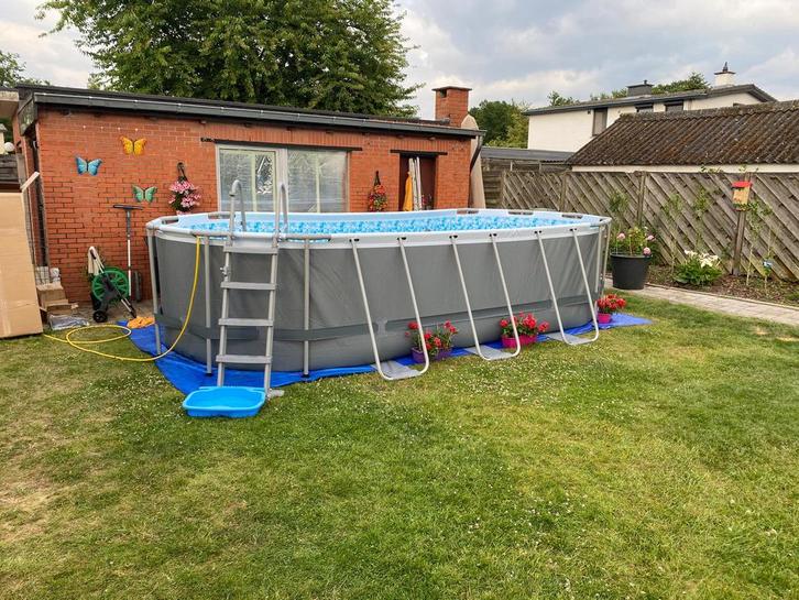 Zwembad Bestway Steel Pro 5.49, Tuin en Terras, Zwembaden, Zo goed als nieuw, Ophalen