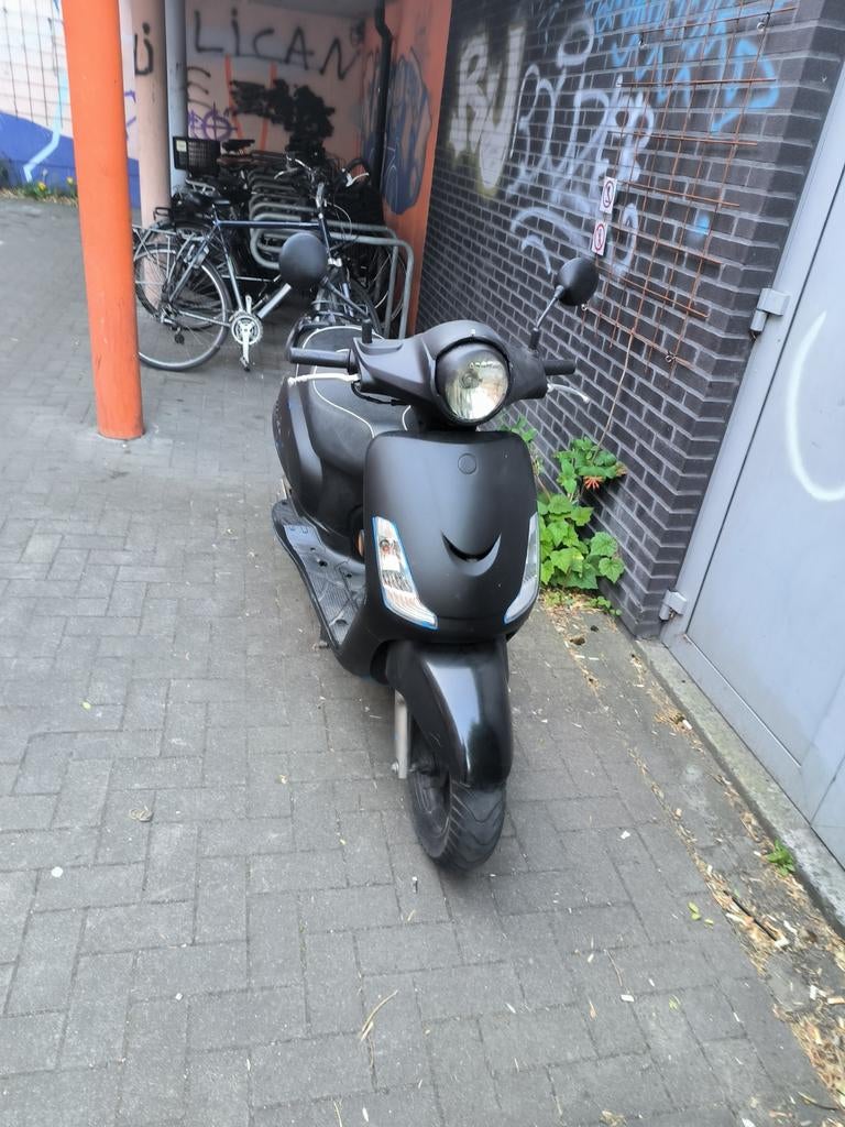 Scooter a klasse sym, Fietsen en Brommers, Scooters | SYM, Klasse A (25 km/u), Ophalen