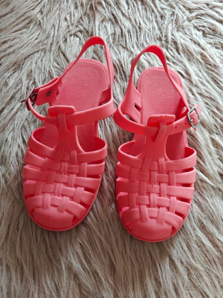 Water sandalen, Enfants & Bébés, Vêtements de bébé | Chaussures & Chaussettes, Enlèvement ou Envoi, Utilisé, Autres types, Fille