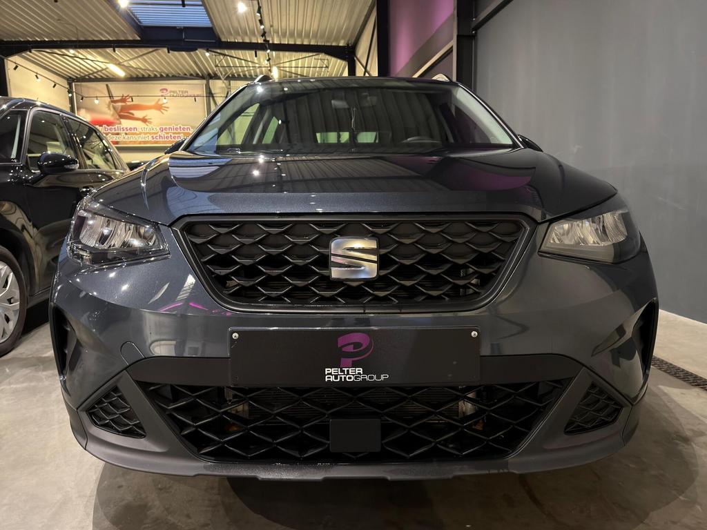 Seat Arona 1.0TSi DAB Carplay LED Alu velgen Nieuwstaat!, Autos, Seat, 0 kg, Argent ou Gris, Achat, Entreprise