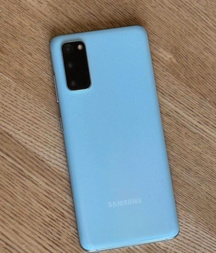 Samsung Galaxy S20 Bleu clair – Comme neuf, Télécoms, Téléphonie mobile | Samsung, Galaxy S20, Bleu, Enlèvement ou Envoi