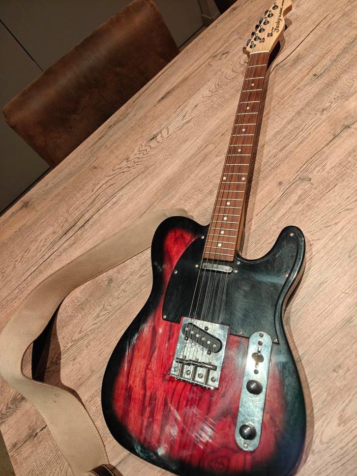 Elektrische gitaar + versterker, Muziek en Instrumenten, Snaarinstrumenten | Gitaren | Elektrisch, Ophalen