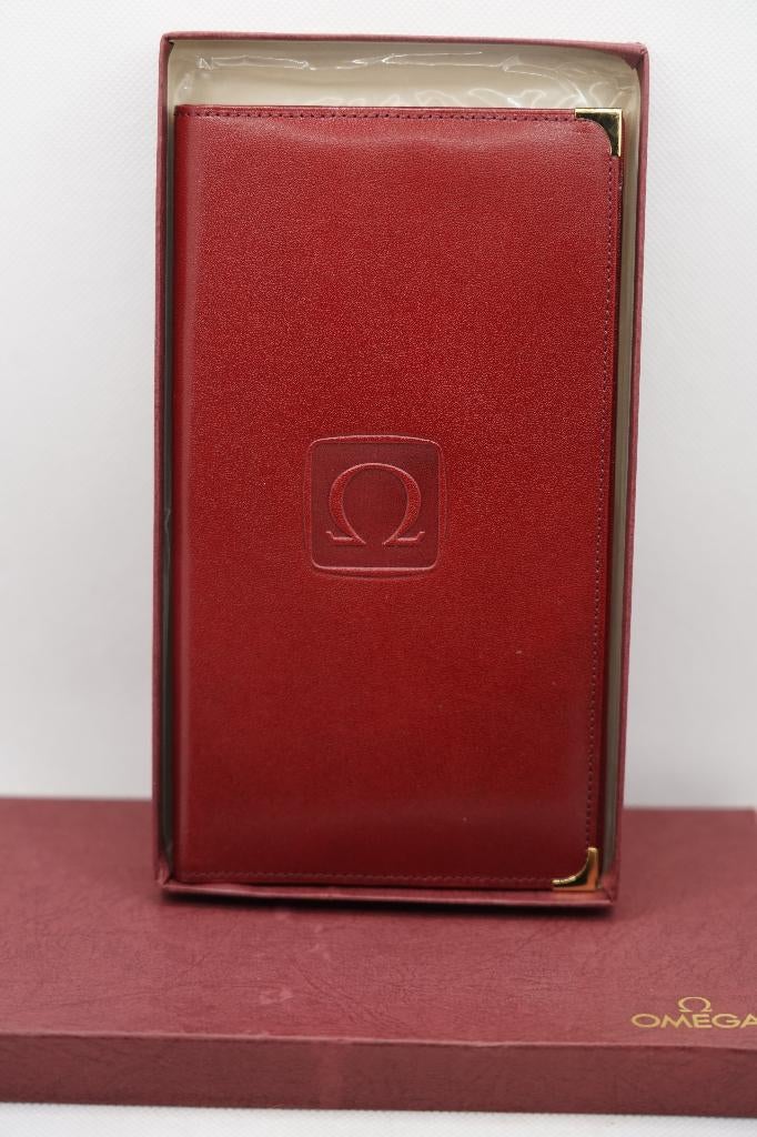 vintage Omega portefeuille, Rouge, Autres marques, Cuir, Enlèvement ou Envoi